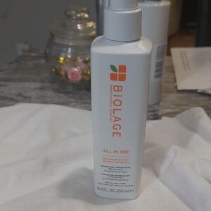 Biolage All In One Multi-Benefit Hairspray - White